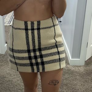 BURBERRY SKIRT